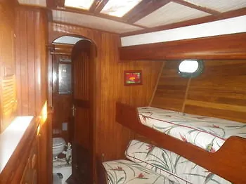 St Thomas Stay On Sailboat Ragamuffin Incl Meals Water Toys Water Island