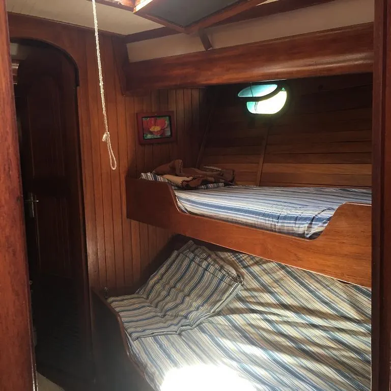 St Thomas Stay On Sailboat Ragamuffin Incl Meals Water Toys Water Island 2*,